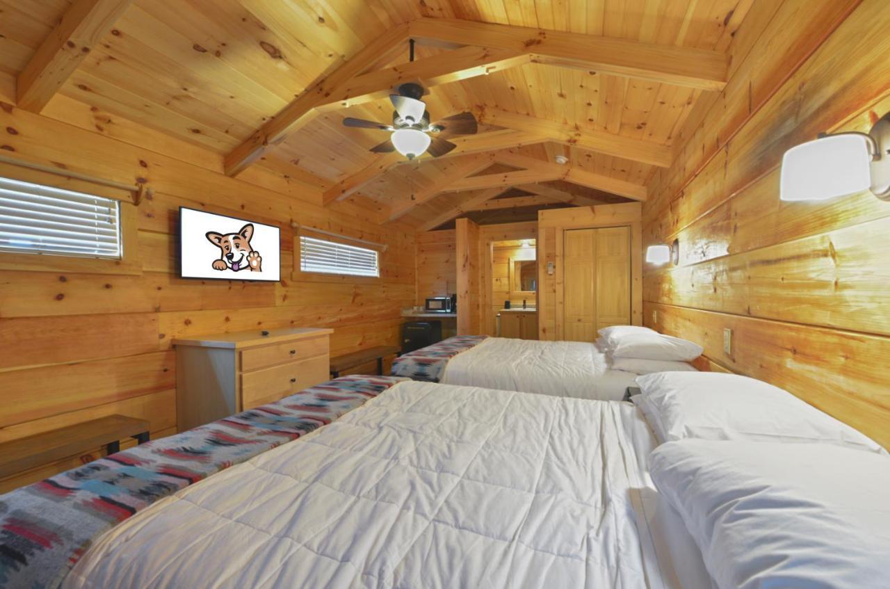 Great Escapes Rv Resort Bryan College Station מראה חיצוני תמונה