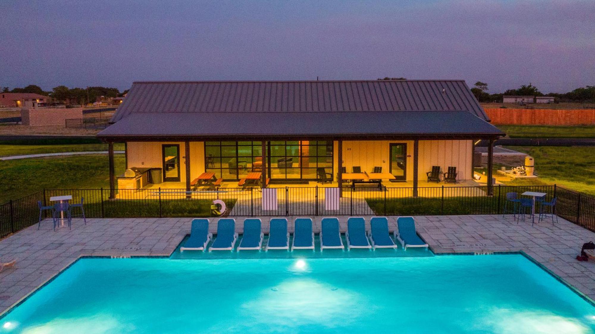 Great Escapes Rv Resort Bryan College Station מראה חיצוני תמונה